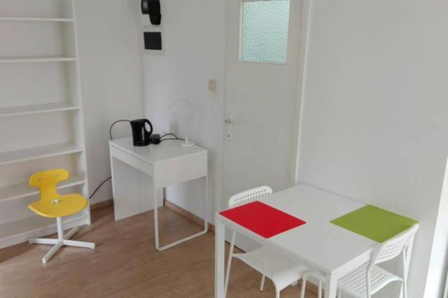 Central Studio Close To Grand Place For 2 Brussels Luaran gambar
