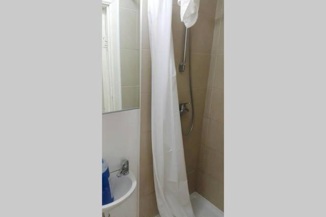 Central Studio Close To Grand Place For 2 Brussels Luaran gambar